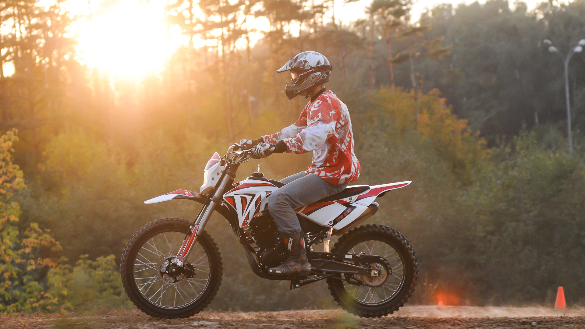 Ttr 250 enduro. ТТР 250 эндуро. Irbis TTR 250. Питбайк Ирбис ТТР 250. Эндуро Irbis TTR 250.