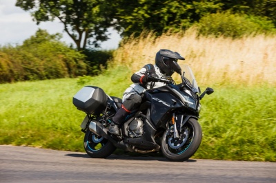 Мотоцикл CFMOTO 650 GT (ABS)