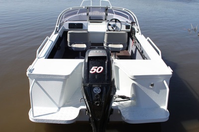 Моторная лодка Freestyle 475 Fish