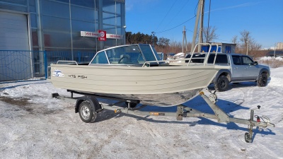 Моторная лодка Freestyle 475 Fish