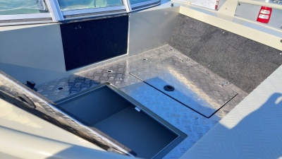 Моторная лодка Freestyle 475 Fish