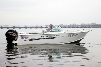 Моторная лодка Freestyle 510