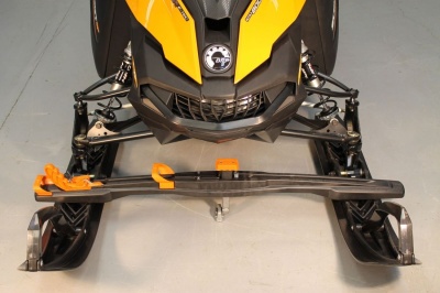 Крепление Superclamp для лыж снегохода